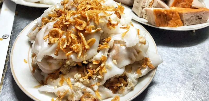 Bánh cuốn đêm Tôn Đức Thắng